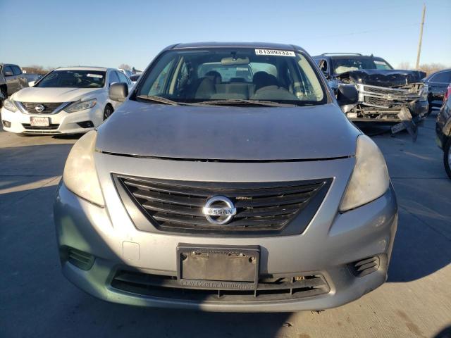 3N1CN7APXCL843300 - 2012 NISSAN VERSA S GRAY photo 5