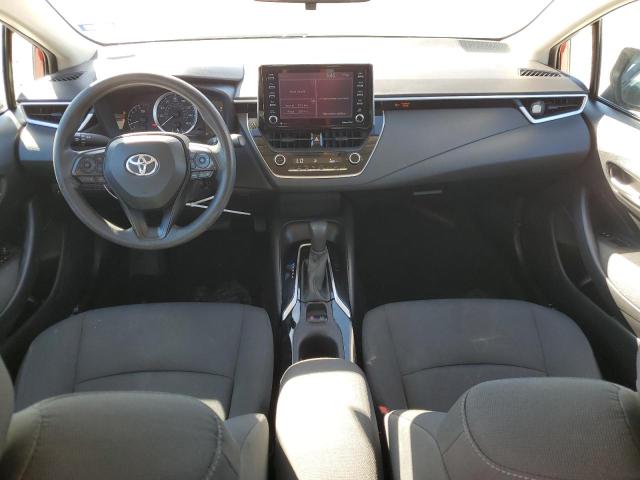5YFEPMAE7MP218533 - 2021 TOYOTA COROLLA LE წითელი ფოტო 8