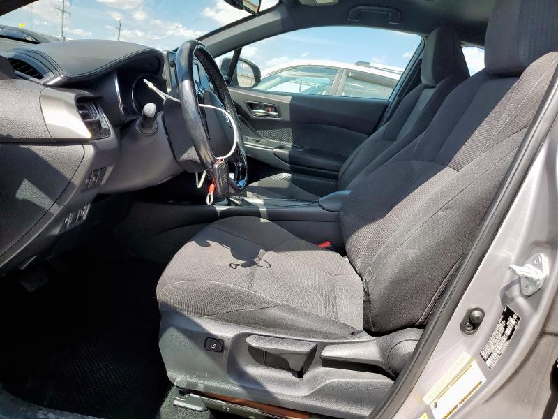 NMTKHMBX2JR003496 - 2018 TOYOTA C-HR XLE Plata foto 7