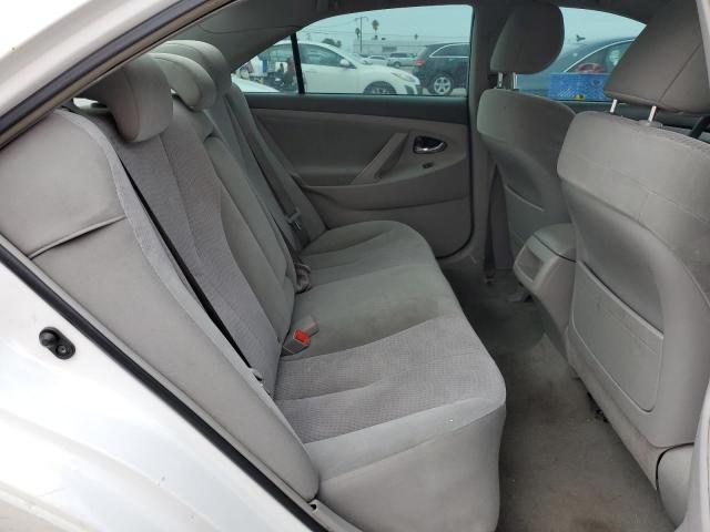 4T1BF3EKXBU674540 - 2011 TOYOTA CAMRY BASE WHITE photo 10