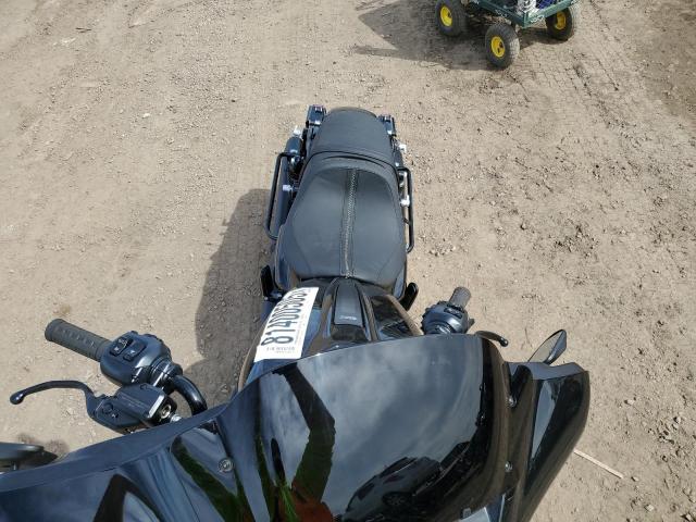 1HD1KB720SB635730 - 2025 HARLEY-DAVIDSON FLHX 黑色 照片 5