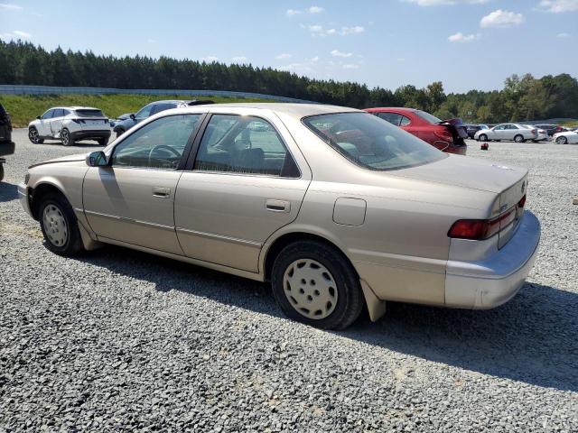 JT2BG22K2X0274463 - 1999 TOYOTA CAMRY LE GOLD photo 2