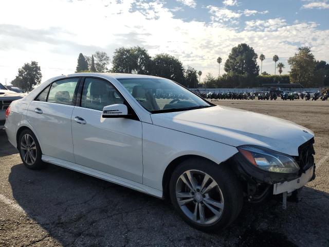 WDDHF8JB4EB060011 - 2014 MERCEDES-BENZ E 350 4MATIC WHITE photo 4