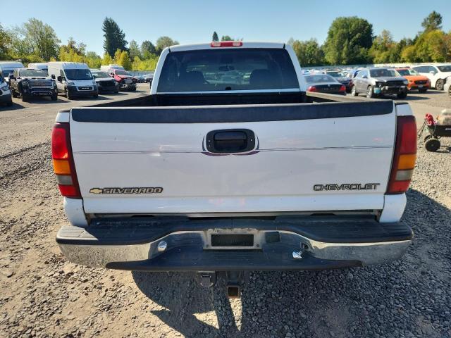 1GCHC29U72E117463 - 2002 CHEVROLET SILVERADO C2500 HEAVY DUTY WHITE photo 6