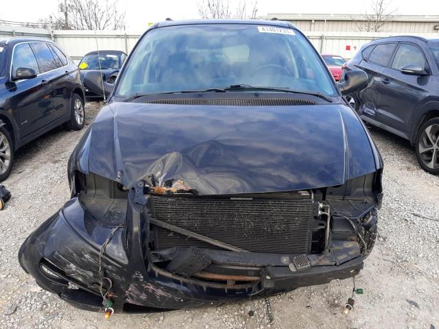 2C4GP54L65R497581 - 2005 CHRYSLER TOWN & COU TOURING BLACK photo 5