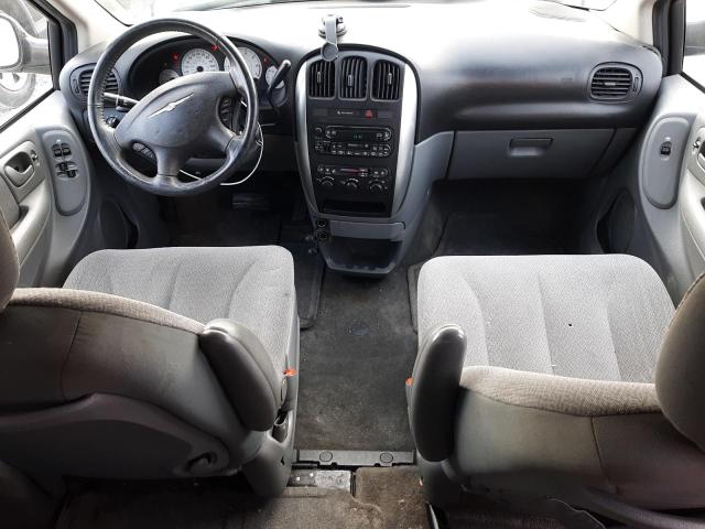 2C4GP54L65R497581 - 2005 CHRYSLER TOWN & COU TOURING BLACK photo 8