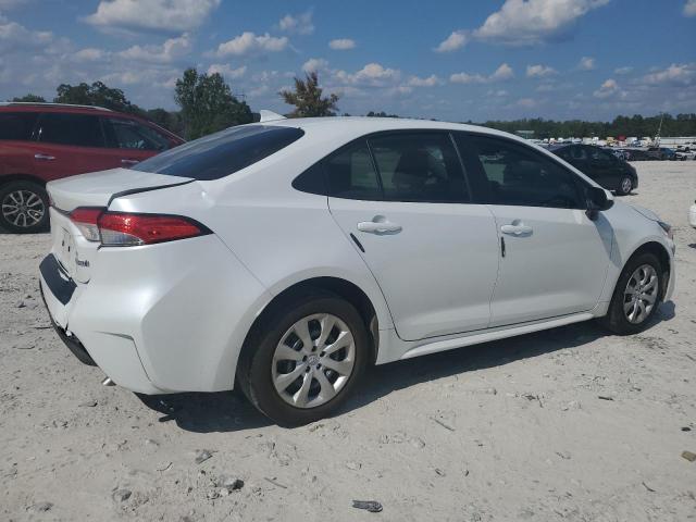 JTDBCMFE6R3056742 - 2024 TOYOTA COROLLA LE თეთრი ფოტო 3