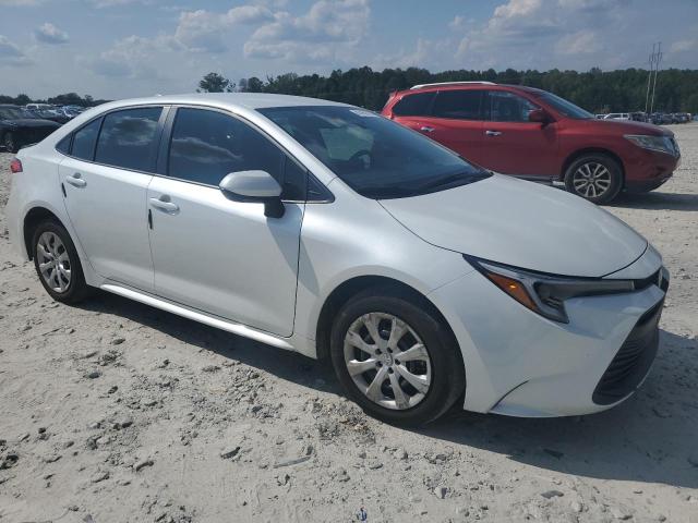 JTDBCMFE6R3056742 - 2024 TOYOTA COROLLA LE თეთრი ფოტო 4