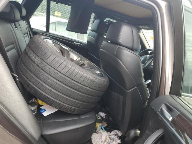 5UXZV8C50BL418475 - 2011 BMW X5 XDRIVE50I BROWN photo 11