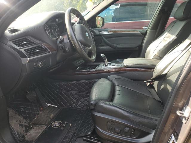 5UXZV8C50BL418475 - 2011 BMW X5 XDRIVE50I BROWN photo 7