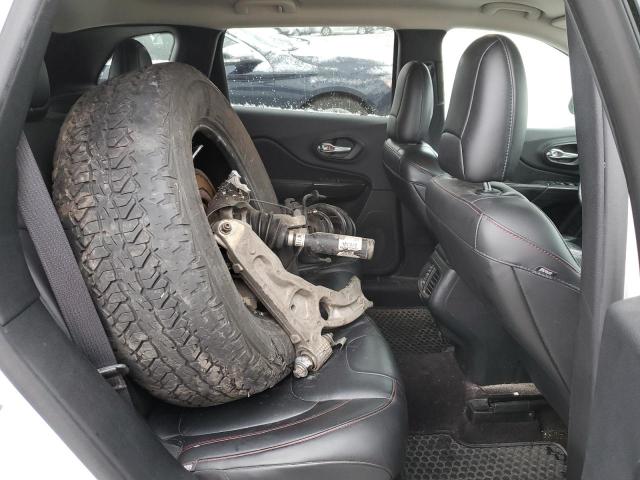 1C4PJMBS5GW201692 - 2016 JEEP CHEROKEE TRAILHAWK WHITE photo 11