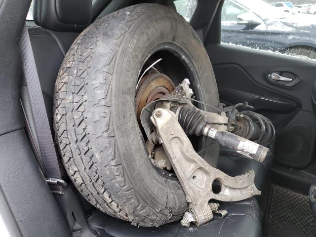 1C4PJMBS5GW201692 - 2016 JEEP CHEROKEE TRAILHAWK WHITE photo 13