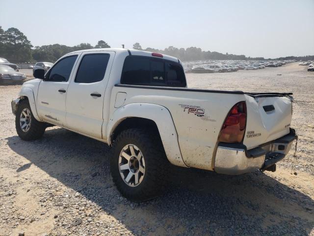 3TMLU42N57M008989 - 2007 TOYOTA TACOMA DOUBLE CAB WHITE photo 2