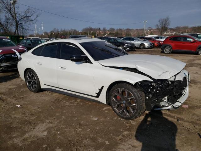 WBA13AW02NFL96619 - 2022 BMW M440XI GRAN COUPE WHITE photo 4