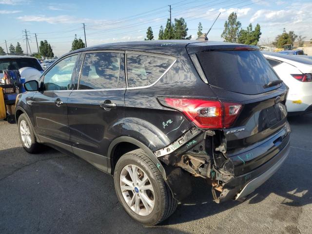 1FMCU0GD3KUB10896 - 2019 FORD ESCAPE SE შავი ფოტო 2