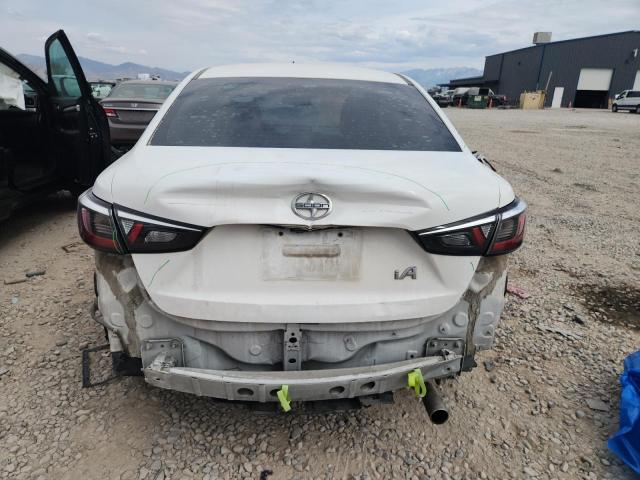 3MYDLBZV6GY131583 - 2016 TOYOTA SCION IA WHITE photo 6