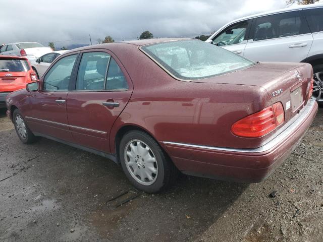 WDBJF65HXXA845073 - 1999 MERCEDES-BENZ E 320 RED photo 2