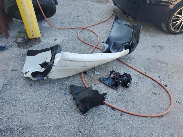 JF2GTACC5KH351669 - 2019 SUBARU CROSSTREK PREMIUM WHITE photo 12