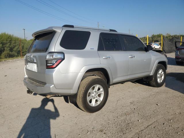 JTEMU5JR3M5906079 - 2021 TOYOTA 4RUNNER SR5/SR5 PREMIUM WHITE photo 3