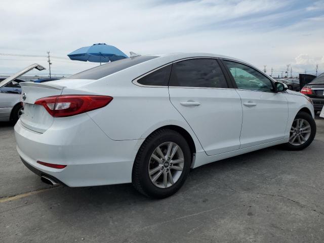 5NPE24AF3HH507080 - 2017 HYUNDAI SONATA SE WHITE photo 3