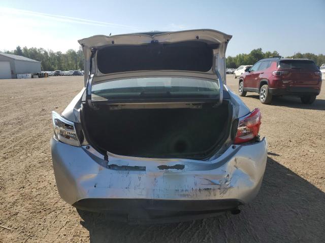 2T1BURHE3JC086140 - 2018 TOYOTA COROLLA L Сірий фото 6