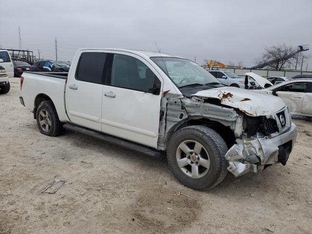 1N6AA07A54N578973 - 2004 NISSAN TITAN XE WHITE photo 4