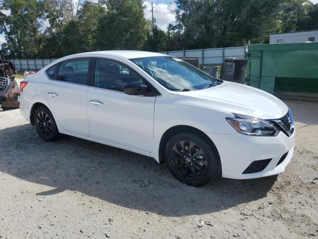 3N1AB7AP9JY338560 - 2018 NISSAN SENTRA S WHITE photo 4