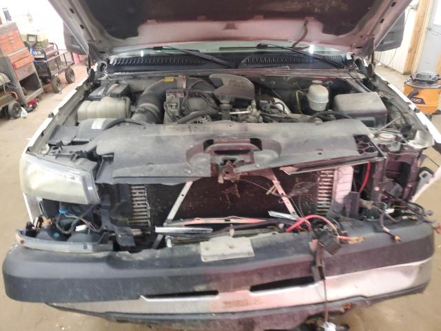 1GCHK23286F122911 - 2006 CHEVROLET SILVERADO K2500 HEAVY DUTY WHITE photo 11