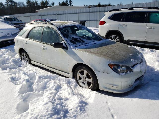 JF1GG67606H803656 - 2006 SUBARU IMPREZA 2.5I SPORTS WAGON WHITE photo 4