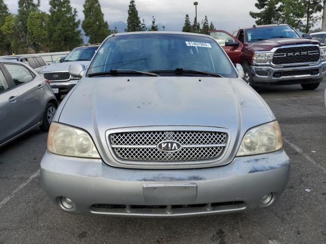 KNDUP131056667890 - 2005 KIA SEDONA EX SILVER photo 5