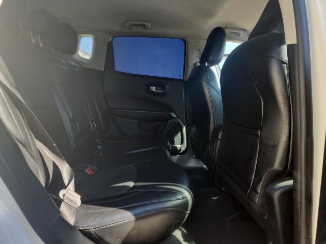 3C4NJCBB9JT408195 - 2018 JEEP COMPASS LATITUDE Weiß Foto 11