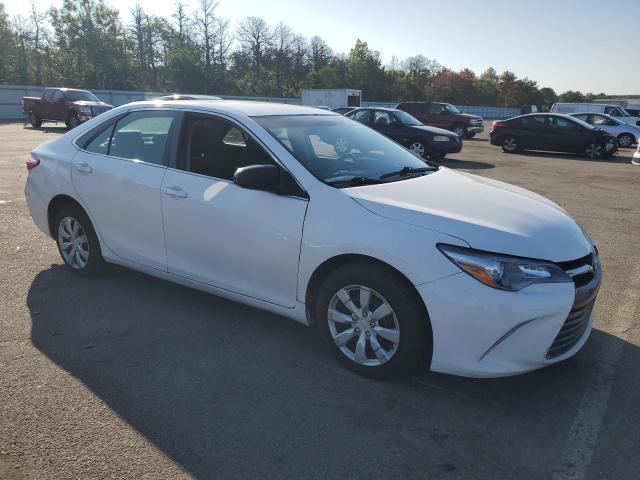 4T4BF1FK6GR548546 - 2016 TOYOTA CAMRY LE WHITE photo 4
