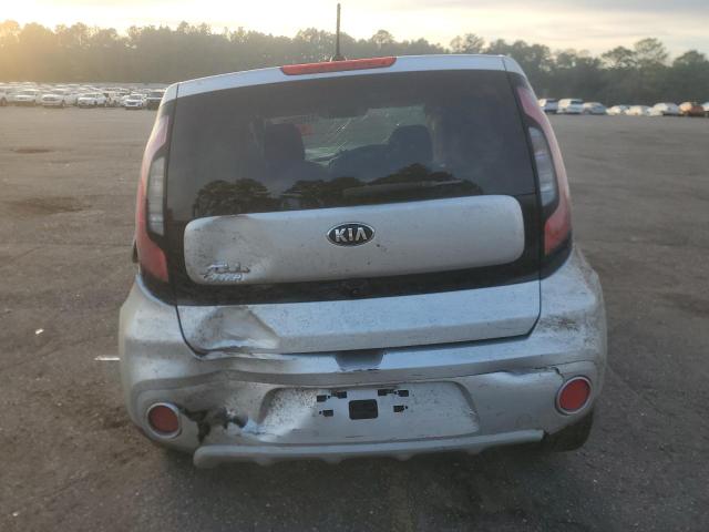 KNDJP3A59K7006157 - 2019 KIA SOUL + SILVER photo 6