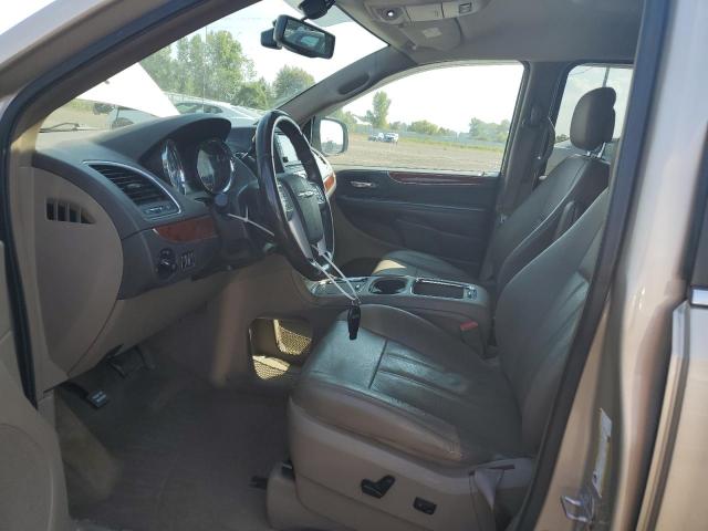 2C4RC1CG6FR610352 - 2015 CHRYSLER TOWN & COU TOURING L TAN photo 7