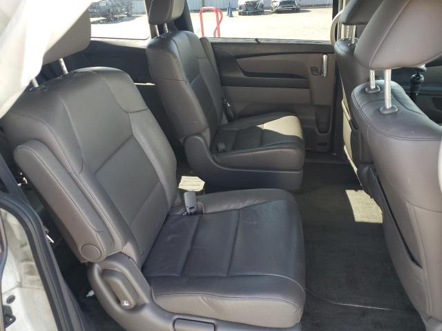 5FNRL5H61GB055962 - 2016 HONDA ODYSSEY EXL WHITE photo 11