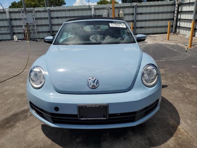 3VW5P7AT7EM807765 - 2014 VOLKSWAGEN BEETLE ლურჯი ფოტო 5