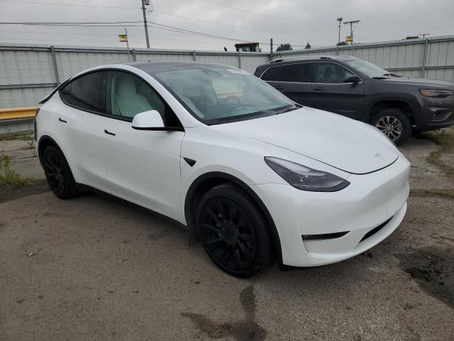 7SAYGDEE9PF889292 - 2023 TESLA MODEL Y أبيض صورة 4
