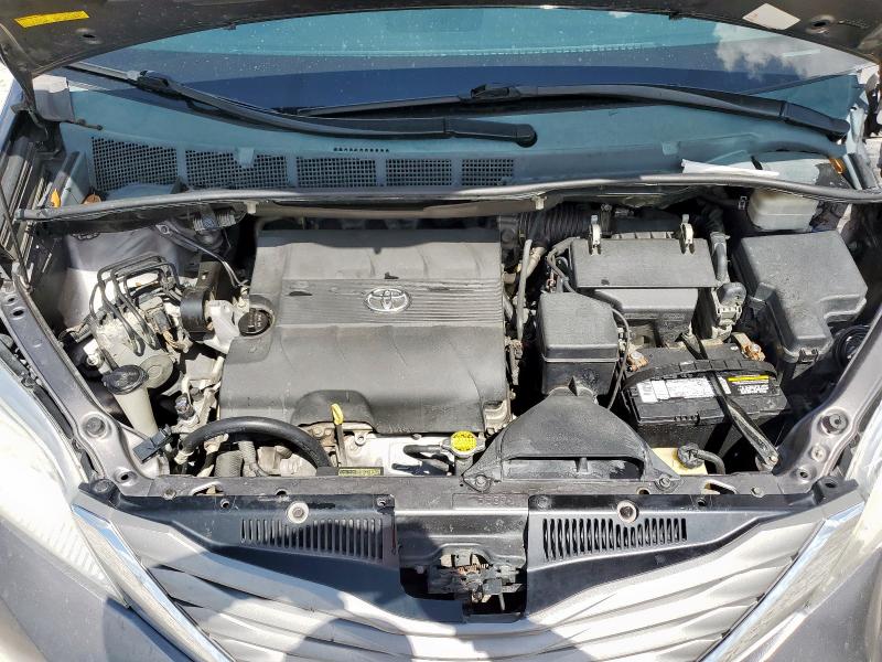 5TDYK3DCXDS383810 - 2013 TOYOTA SIENNA XLE Մոխրագույն լուսանկար 12