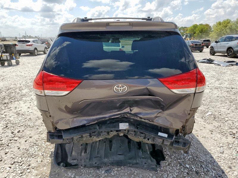 5TDYK3DCXDS383810 - 2013 TOYOTA SIENNA XLE Մոխրագույն լուսանկար 6