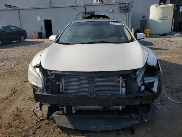 1N4AA5AP0EC472883 - 2014 NISSAN MAXIMA S WHITE photo 5