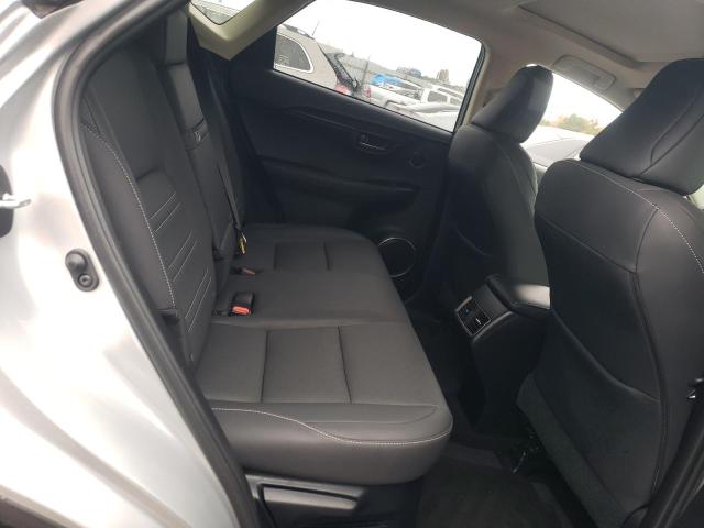 JTJBARBZ0K2198539 - 2019 LEXUS NX 300 BASE 银色 照片 10