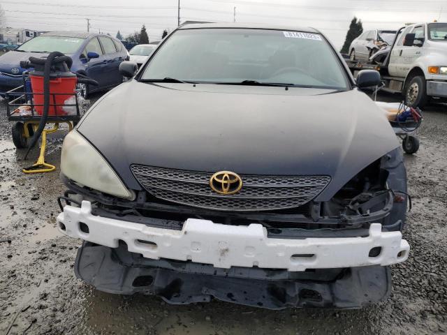 JTDBF30K620040712 - 2002 TOYOTA CAMRY LE BLACK photo 5