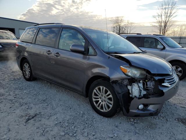 5TDYK3DC6BS005044 - 2011 TOYOTA SIENNA XLE GRAY photo 4