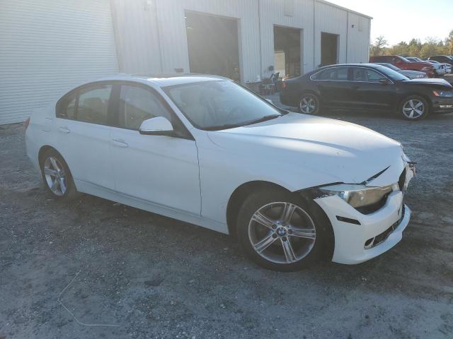 WBA3A5C50FF610157 - 2015 BMW 328 I WHITE photo 4