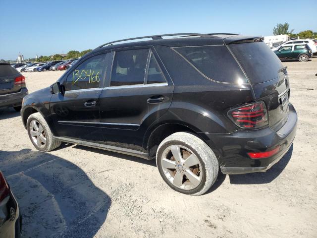 4JGBB8GB5BA711386 - 2011 MERCEDES-BENZ ML 350 4MATIC BLACK photo 2
