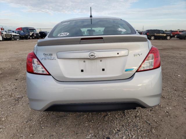 3N1CN7AP9GL864788 - 2016 NISSAN VERSA S SILVER photo 6