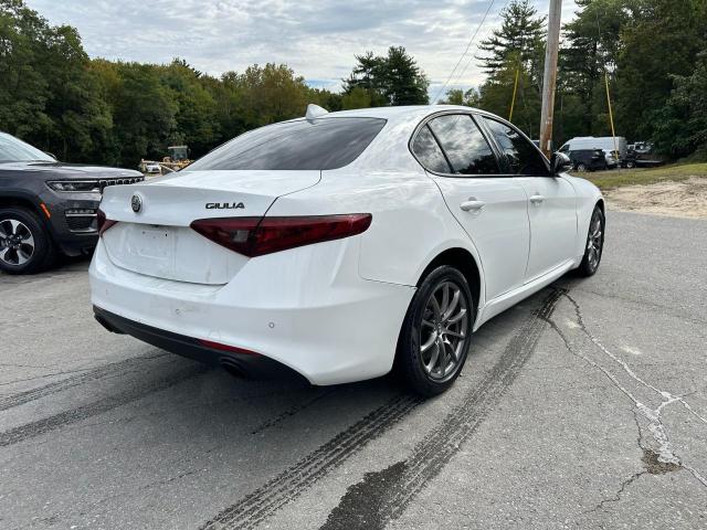 ZARFANAN4L7632001 - 2020 ALFA ROMEO GIULIA WHITE photo 3