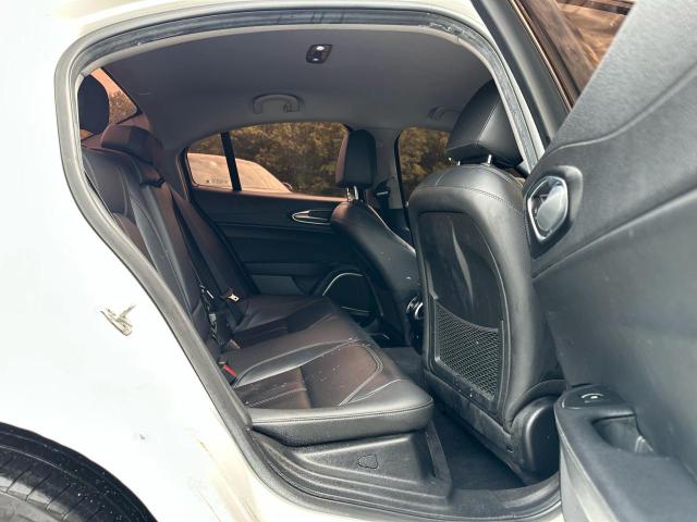 ZARFANAN4L7632001 - 2020 ALFA ROMEO GIULIA WHITE photo 8