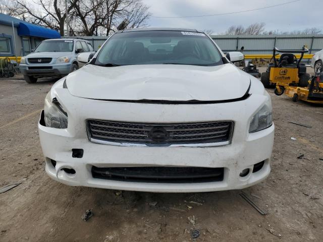 1N4AA51E19C831338 - 2009 NISSAN MAXIMA S WHITE photo 5