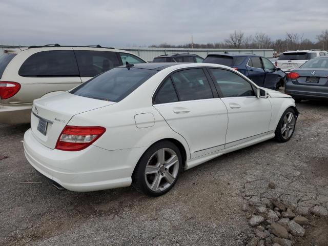 WDDGF8BB4BR170246 - 2011 MERCEDES-BENZ C 300 4MATIC WHITE photo 3